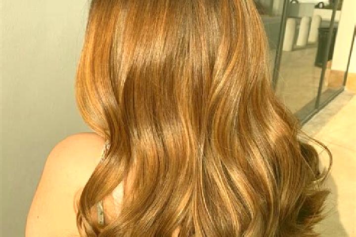 Natalie, 33, a chestnut dark-eyed slavic companion based in Santo Antonio. Offering Couples, OWO, Prostate Massage, GFE. Available for incall and outcall, ov...