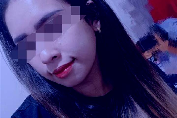 Natalie, 33, a dark blonde amber-eyed indian companion based in Kota Agung. Offering Deep French Kissing, Prostate Massage, Couples, 69, Roleplay. Available ...