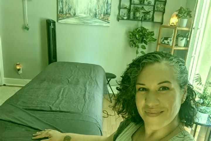 Natalie, 33, a red grey-eyed ebony companion based in Kromy. Offering GFE, Domination, A-Level, Massage. Available for incall and outcall, day and evening da...