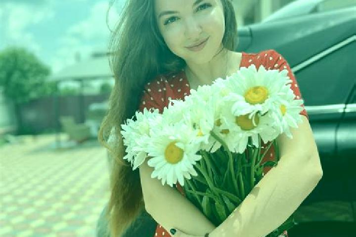 Natalie, 33 — Escort in Romaniv, Ukraine