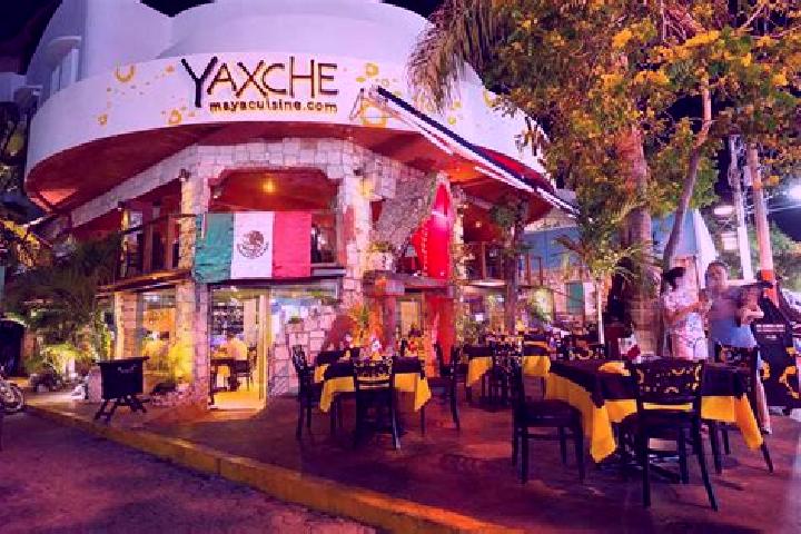 Natalie, 33 — Escort in Yaxche de Peon, Mexico