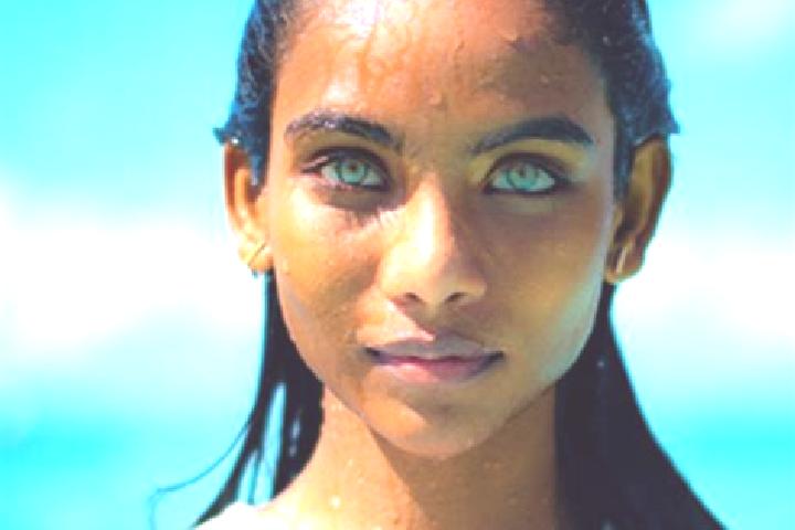 Natalie, 34, a auburn blue-eyed indian companion based in Bangkle. Offering CIM, BDSM, Massage. Available for incall and outcall, day and evening dates.