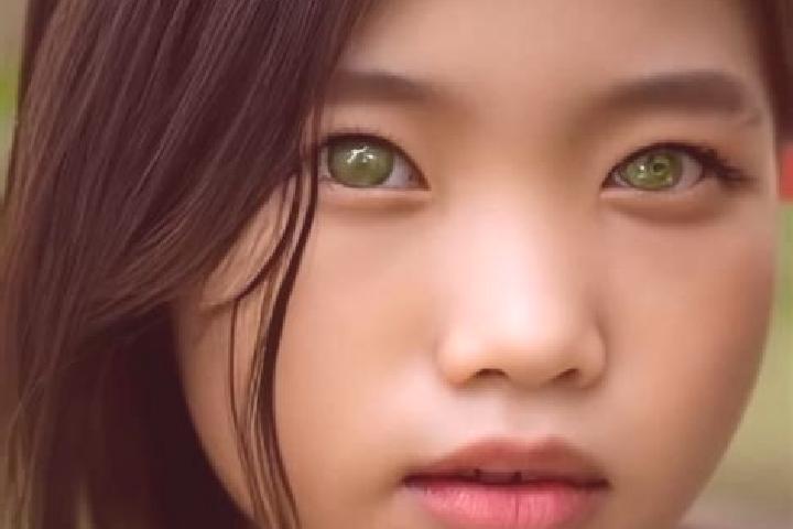 Natalie, 34, a auburn green-eyed asian companion based in Beersdal. Offering Dinner Date, Duos, Girlfriend Experience, A-Level, Domination. Available for inc...