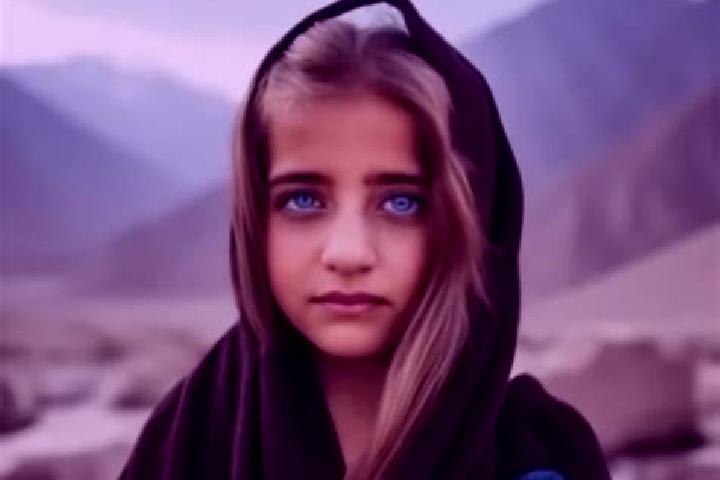 Natalie, 34, a blonde brown-eyed middle eastern companion based in Grebenisu de Campie. Offering Couples, A-Level. Available for incall and outcall, overnigh...