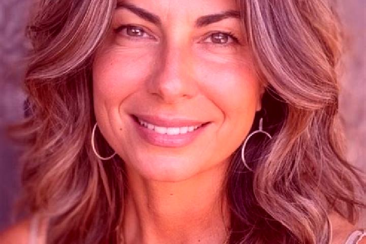 Natalie, 34, a brunette grey-eyed latina companion based in Scone. Offering Massage, CIM. Available for incall and outcall, day and evening dates.