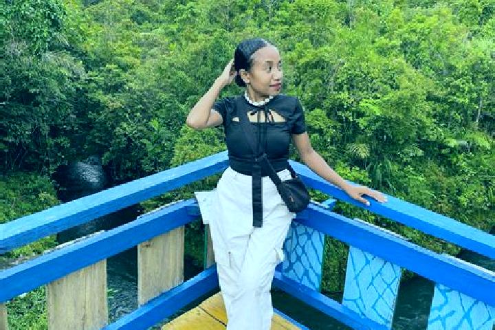 Natalie, 34 — Escort in Teminabuan, Indonesia