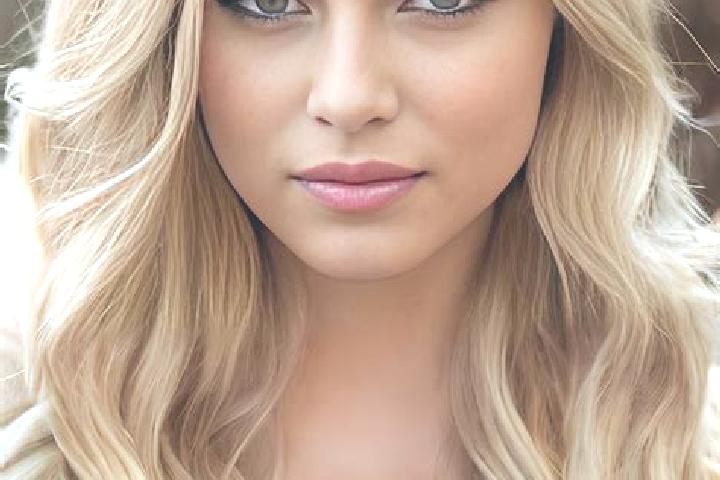 Natalie, 35, a blonde grey-eyed slavic companion based in The Oaks. Offering Deep French Kissing, A-Level, Couples, Erotic Massage. Available for incall and ...