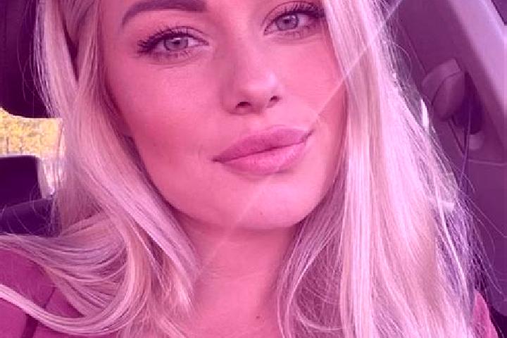 Natalie, 35, a blonde hazel-eyed caucasian companion based in Pasirbaros. Offering Overnight, Striptease, Tantra. Available for incall and outcall, overnight...