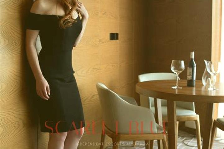 Natalie, 35, a red blue-eyed caucasian companion based in Banjar Tegallinggah. Offering Deep French Kissing, Girlfriend Experience, Dinner Date. Available fo...