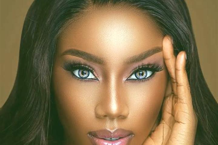 Natalie, 35, a red blue-eyed ebony companion based in Turija. Offering Overnight, Duos, Girlfriend Experience. Available for incall and outcall, day and even...