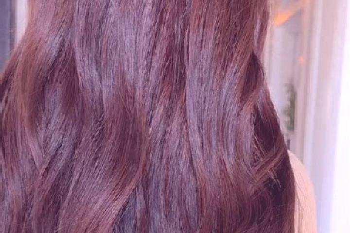 Natalie, 35, a red brown-eyed mediterranean companion based in Donaueschingen. Offering Striptease, Travel Companion, CIM, Roleplay, Girlfriend Experience. A...