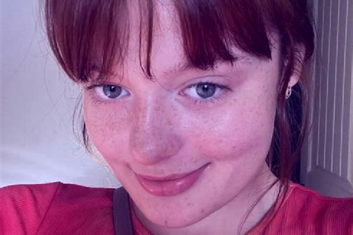 Natalie, 35, a red grey-eyed mixed companion based in Kaz. Offering BDSM, Roleplay, Couples, Girlfriend Experience, Striptease. Available for incall and outc...