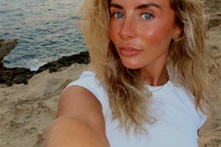Natalie, 35 — Escort in Bonner, Australia