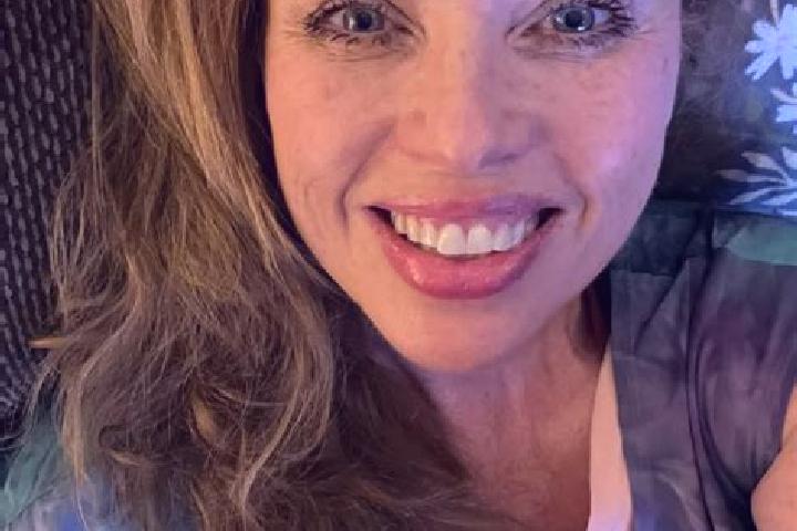 Natalie, 35 — Escort in Claypool Hill, United States