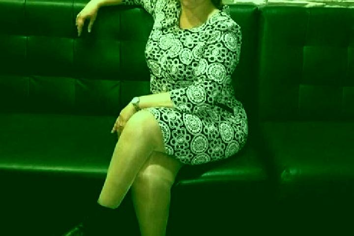 Natalie, 35 — Escort in Dubenec, Czech Republic
