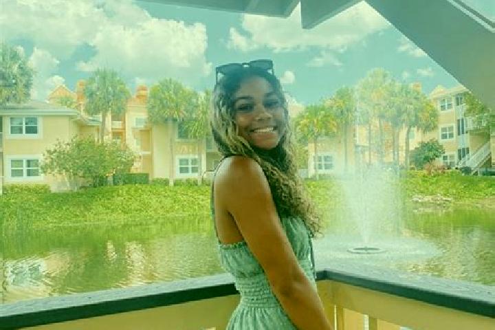 Natalie, 35 — Escort in Elmira, United States