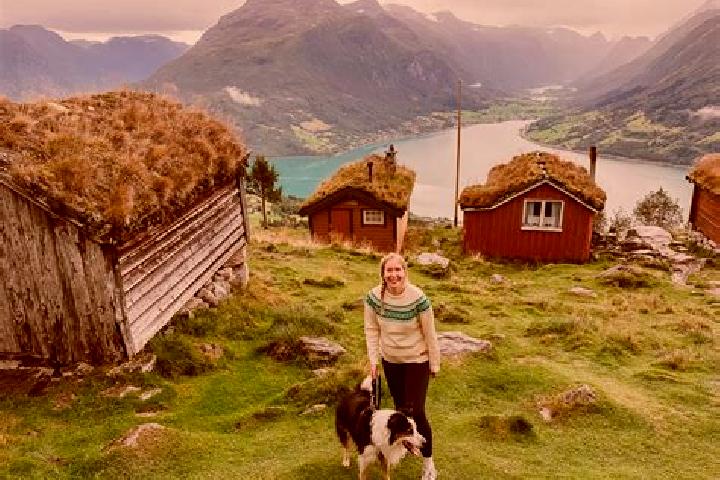 Natalie, 35 — Escort in Sovik, Norway