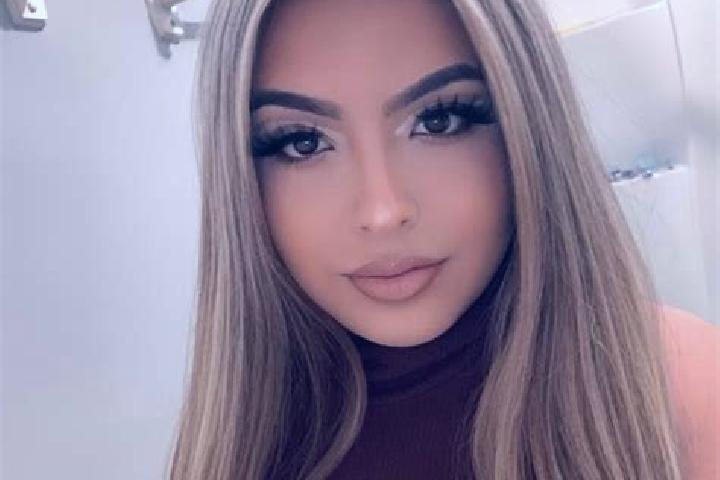 Natalie, 36, a blonde amber-eyed latina companion based in Wasogolo. Offering Massage, OWO, Party Girl. Available for incall and outcall, overnight bookings ...