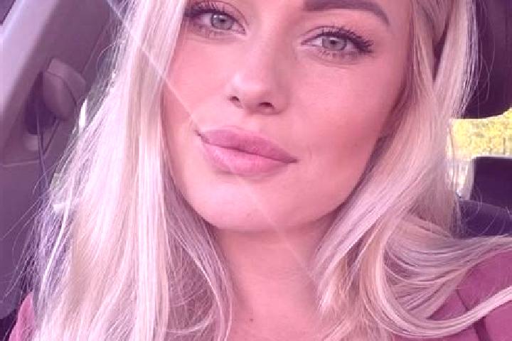 Natalie, 36, a blonde hazel-eyed middle eastern companion based in Stefanov. Offering Deep French Kissing, Couples, Domination, A-Level, Tantra. Available fo...