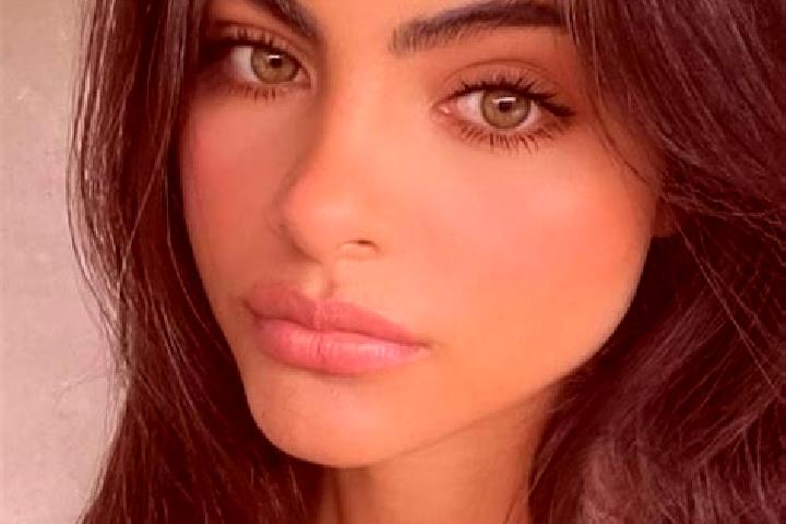 Natalie, 36, a brunette amber-eyed middle eastern companion based in Dadra. Offering Travel Companion, Striptease, Couples, Prostate Massage. Available for i...