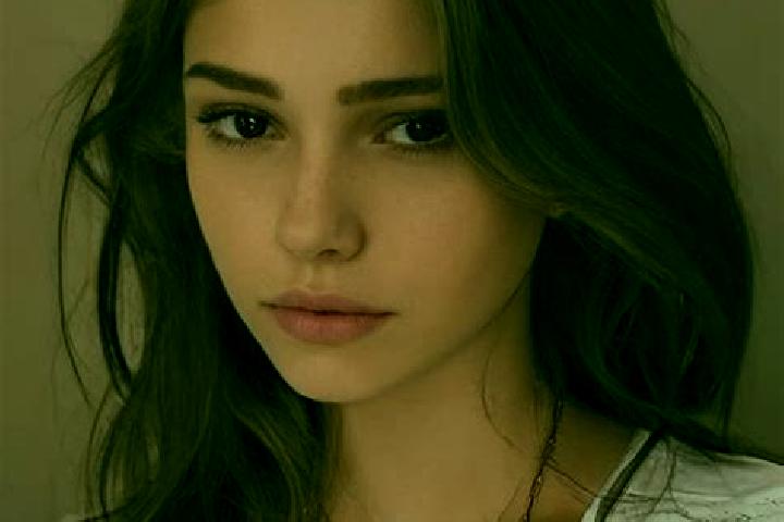 Natalie, 36, a chestnut dark-eyed slavic companion based in Puerto Aventuras. Offering Party Girl, Massage, Girlfriend Experience. Available for incall and o...
