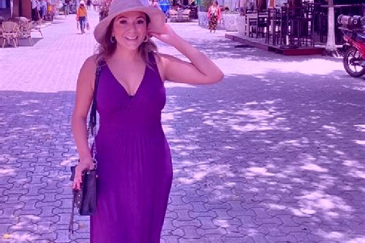 Natalie, 36, a red brown-eyed slavic companion based in Parras de la Fuente. Offering Tantra, Party Girl, Fetish, 69. Available for incall and outcall, day a...