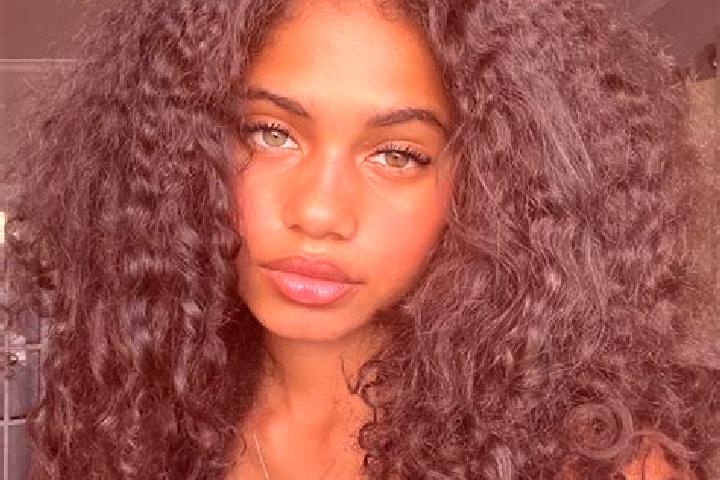 Natalie, 37, a auburn blue-eyed ebony companion based in Stare Strasnice. Offering Prostate Massage, Travel Companion, Party Girl. Available for incall and o...