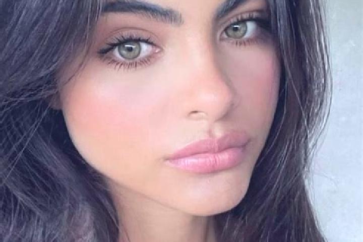 Natalie, 37, a chestnut dark-eyed indian companion based in Albizzate. Offering Deep French Kissing, 69, Couples, Travel Companion. Available for incall and ...