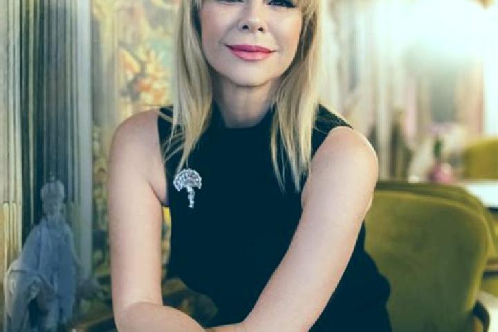 Natalie, 37 — Escort in Moju, Brazil