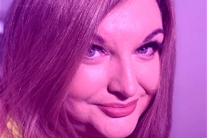 Natalie, 37 — Escort in Strachocin-Wojnow, Poland