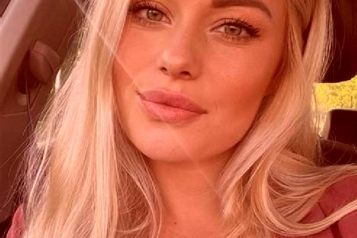 Natalie, 38, a blonde hazel-eyed ebony companion based in Bomminayakkanpatti. Offering Deep French Kissing, BDSM, Party Girl. Available for incall and outcal...