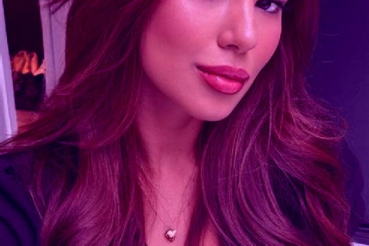 Natalie, 38, a chestnut brown-eyed latina companion based in Oaxaca. Offering Couples, BDSM, OWO, Erotic Massage. Available for incall and outcall, day and e...