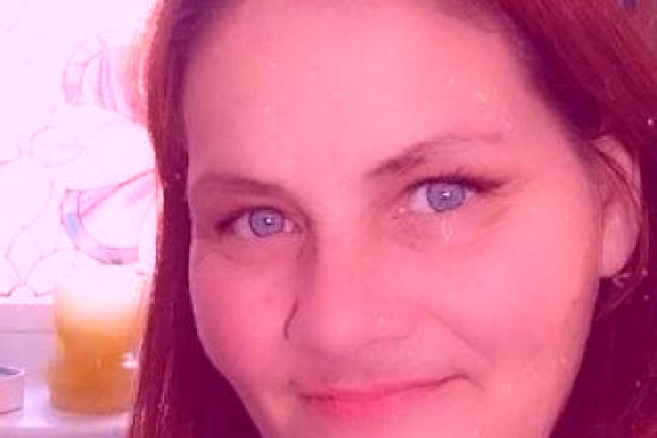 Natalie, 38, a red grey-eyed ebony companion based in Passa Vinte. Offering CIM, Fetish, Erotic Massage, Couples. Available for incall and outcall, day and e...