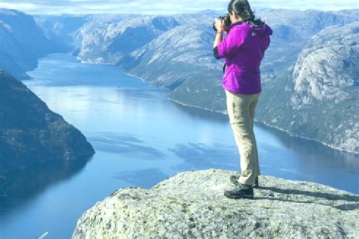 Natalie, 38 — Escort in Kinsarvik, Norway