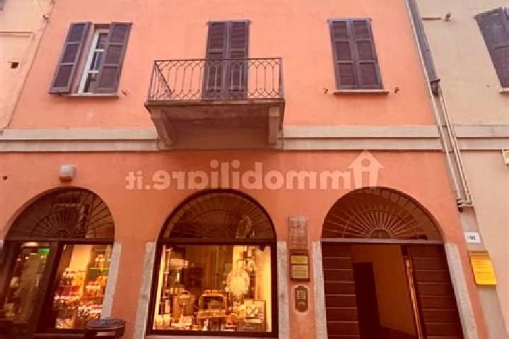 Natalie, 38 — Escort in San Martino della Battaglia, Italy