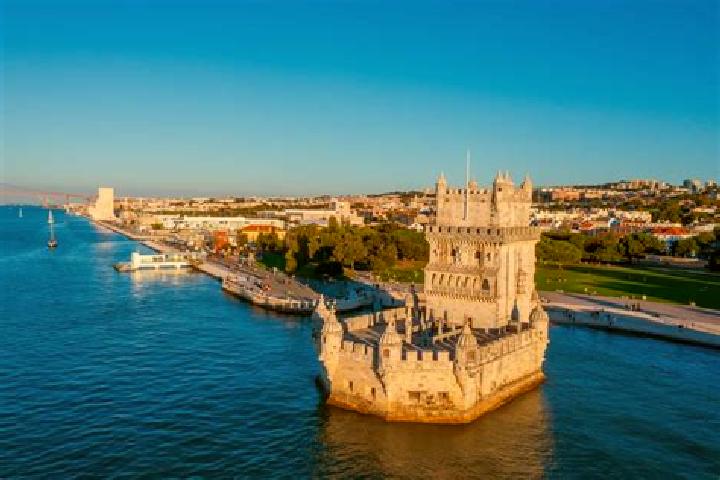 Natalie, 38 — Escort in Santa Maria de Belem, Portugal