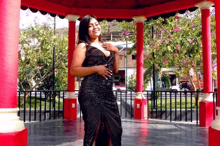 Natalie, 38 — Escort in Santa Maria Tiltepec, Mexico