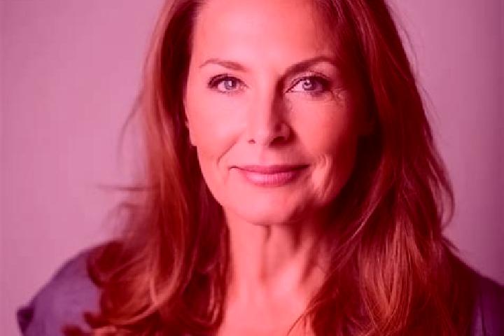 Natalie, 39, a blonde dark-eyed caucasian companion based in Barretal. Offering Domination, Erotic Massage, CIM, Couples. Available for incall and outcall, o...