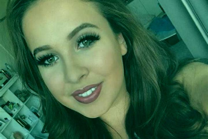 Natalie, 39, a brunette amber-eyed european companion based in Castelculier. Offering Striptease, Fetish, Erotic Massage, Party Girl. Available for incall an...