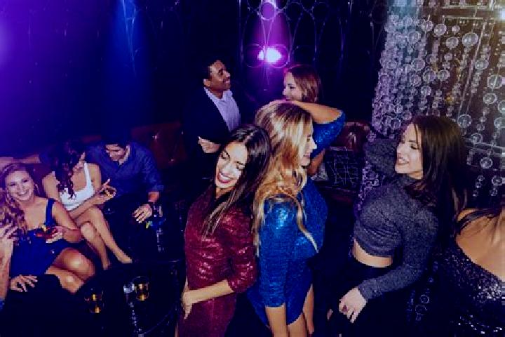Natalie, 39, a brunette grey-eyed asian companion based in Tu Ky. Offering Deep French Kissing, Striptease, Dinner Date. Available for incall and outcall, ov...