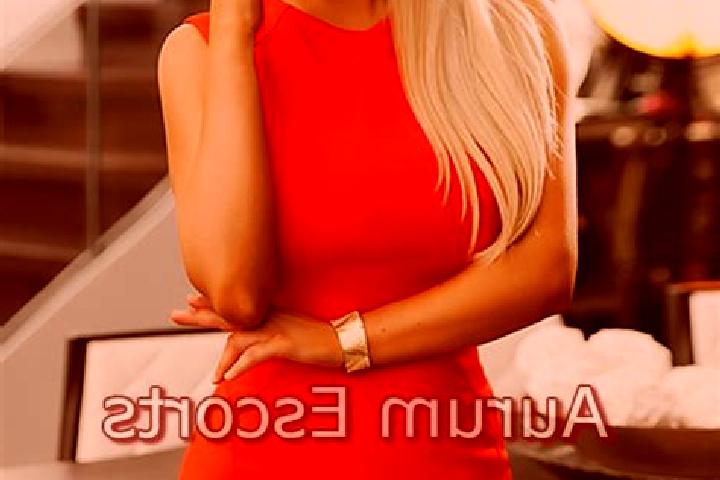 Natalie, 39, a red blue-eyed caribbean companion based in Sainte-Marie-du-Mont. Offering Couples, BDSM, Dinner Date, Domination. Available for incall and out...