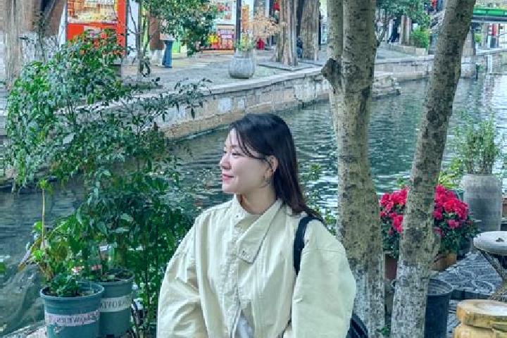 Natalie, 39 — Escort in Gufu, China