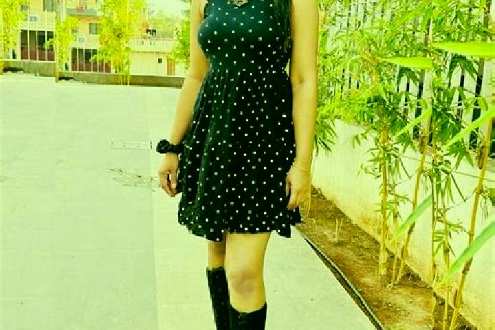 Natalie, 39 — Escort in Lucknow, Canada