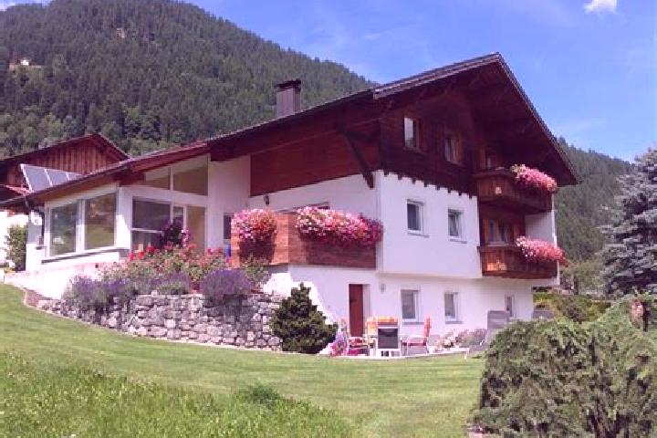 Natalie, 39 — Escort in Sankt Gallenkirch, Austria
