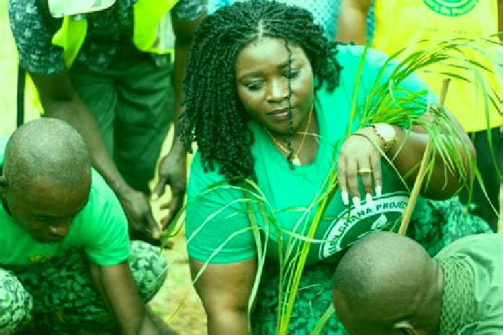 Natalie, 39 — Escort in Sefwi, Ghana
