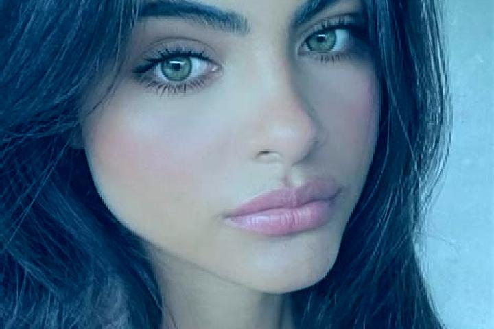 Nora, 20, a auburn amber-eyed indian companion based in Calamonaci. Offering Striptease, Erotic Massage, Domination, BDSM. Available for incall and outcall, ...