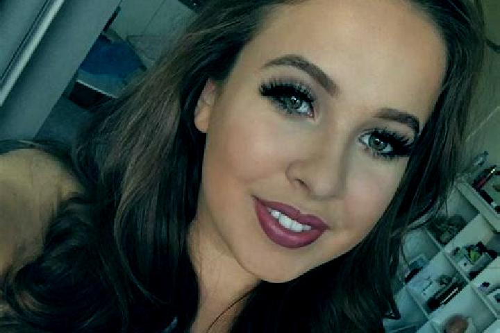 Nora, 20, a auburn brown-eyed caribbean companion based in Sevilleja de la Jara. Offering Roleplay, Couples, Fetish. Available for incall and outcall, day an...