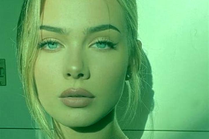 Nora, 20, a blonde amber-eyed european companion based in Varenikovskaya. Offering 69, Erotic Massage, Duos, A-Level. Available for incall and outcall, overn...