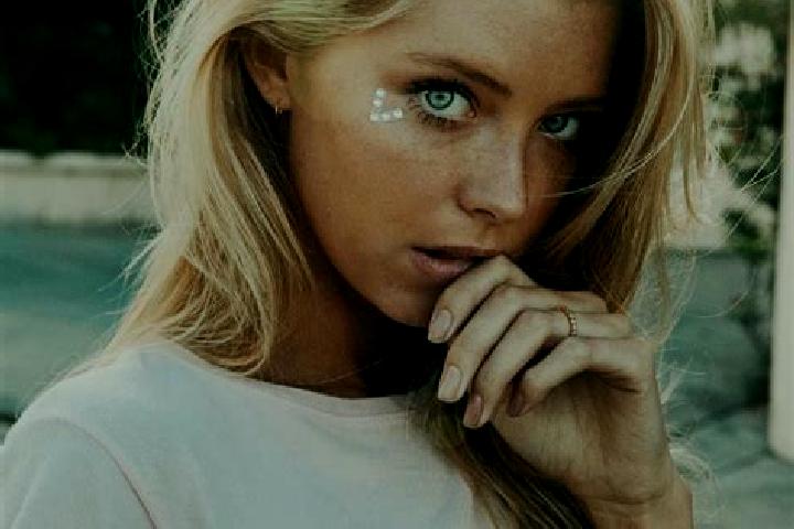 Nora, 20, a blonde blue-eyed indian companion based in Atarasquillo. Offering Fetish, Duos, Tantra. Available for incall and outcall, day and evening dates.