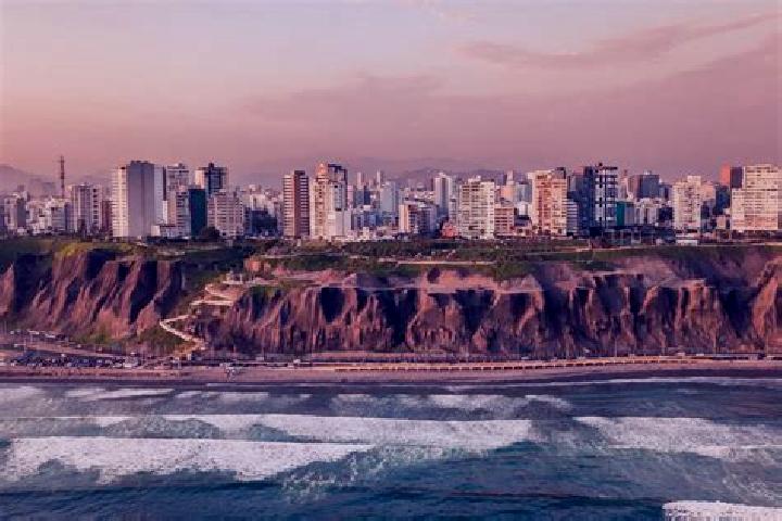 Nora, 20 — Escort in Carhuacallanga, Peru